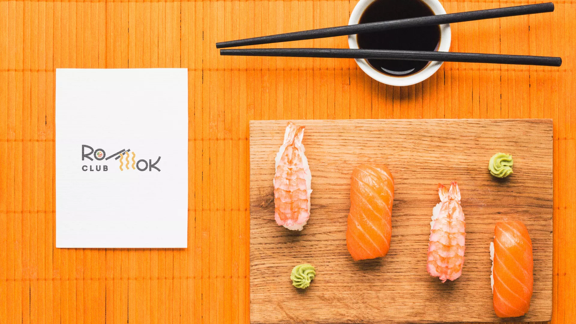 Создание логотипа суши-бара «Roll Wok Club» в Аргуне
